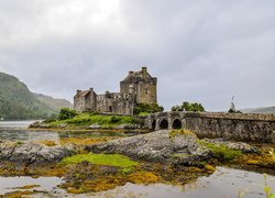 Szkocja, Zamek Eilean Donan, Jezioro Loch Duich, Kamienny, Most