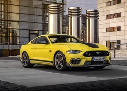 Żółty, Ford Mustang Mach 1, 2021, Budynki