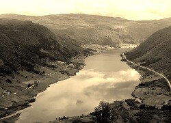 Sepia