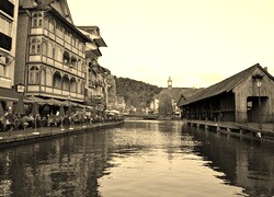 Sepia