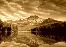 Sepia