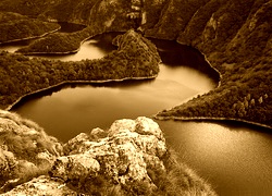 Sepia