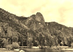 Sepia