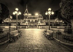 Sepia