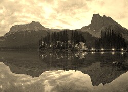 Sepia