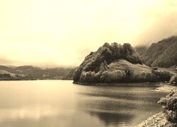 Sepia