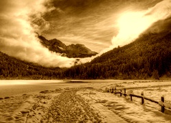 Sepia