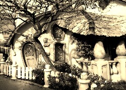Sepia