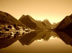 Sepia
