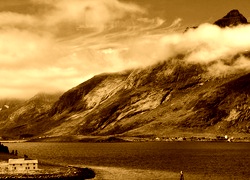 Sepia