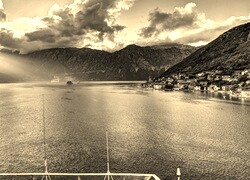 Sepia