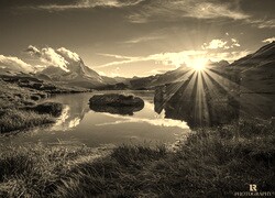 Sepia