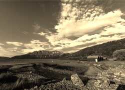 Sepia