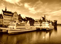 Sepia