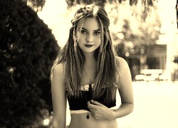 Sepia