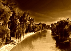 Sepia