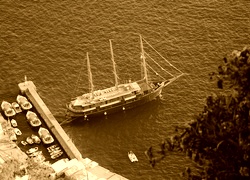 Sepia