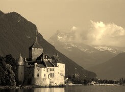 Sepia