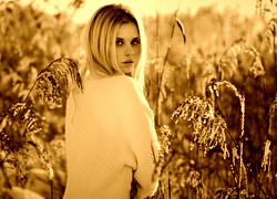 Sepia