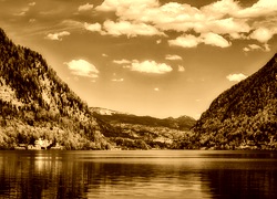 Sepia