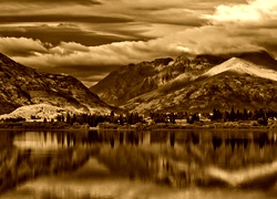 Sepia