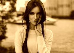 Sepia