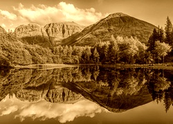 Sepia