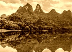Sepia