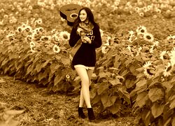 Sepia