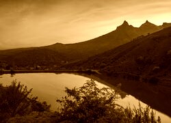 Sepia