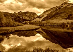 Sepia