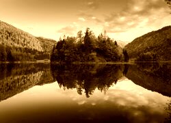 Sepia
