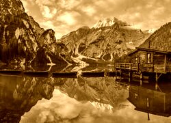 Sepia