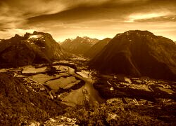 Sepia
