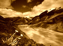 Sepia