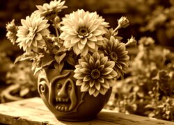 Sepia