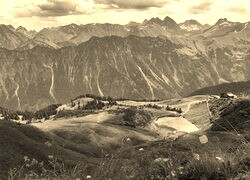 Sepia
