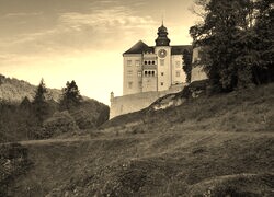 Sepia
