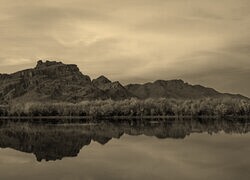 Sepia