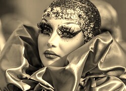 Sepia