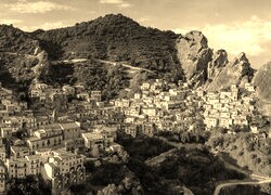 Sepia