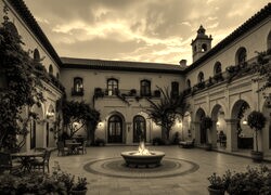 Sepia
