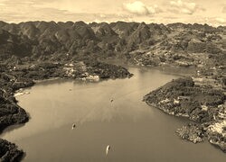 Sepia
