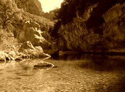 Sepia