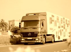 Sepia