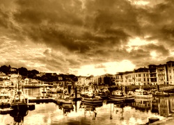 Sepia