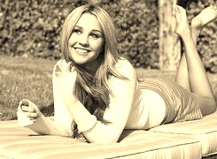 Sepia