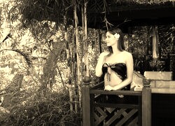 Sepia