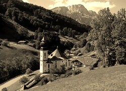 Sepia