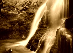Sepia
